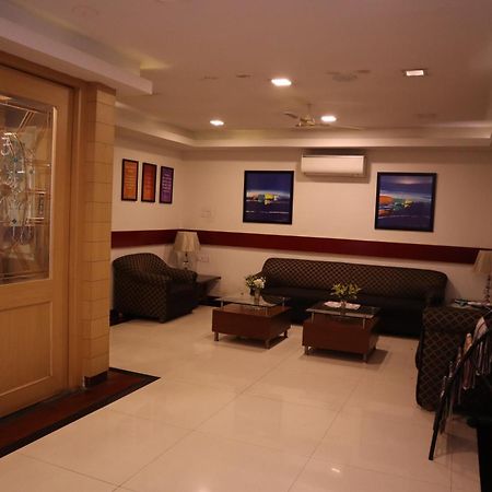 העיר בנגלור Sri Sai Ram Suites מראה חיצוני תמונה